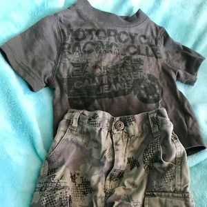 Calvin Klein Jeans Matching Camo shorts and shirt